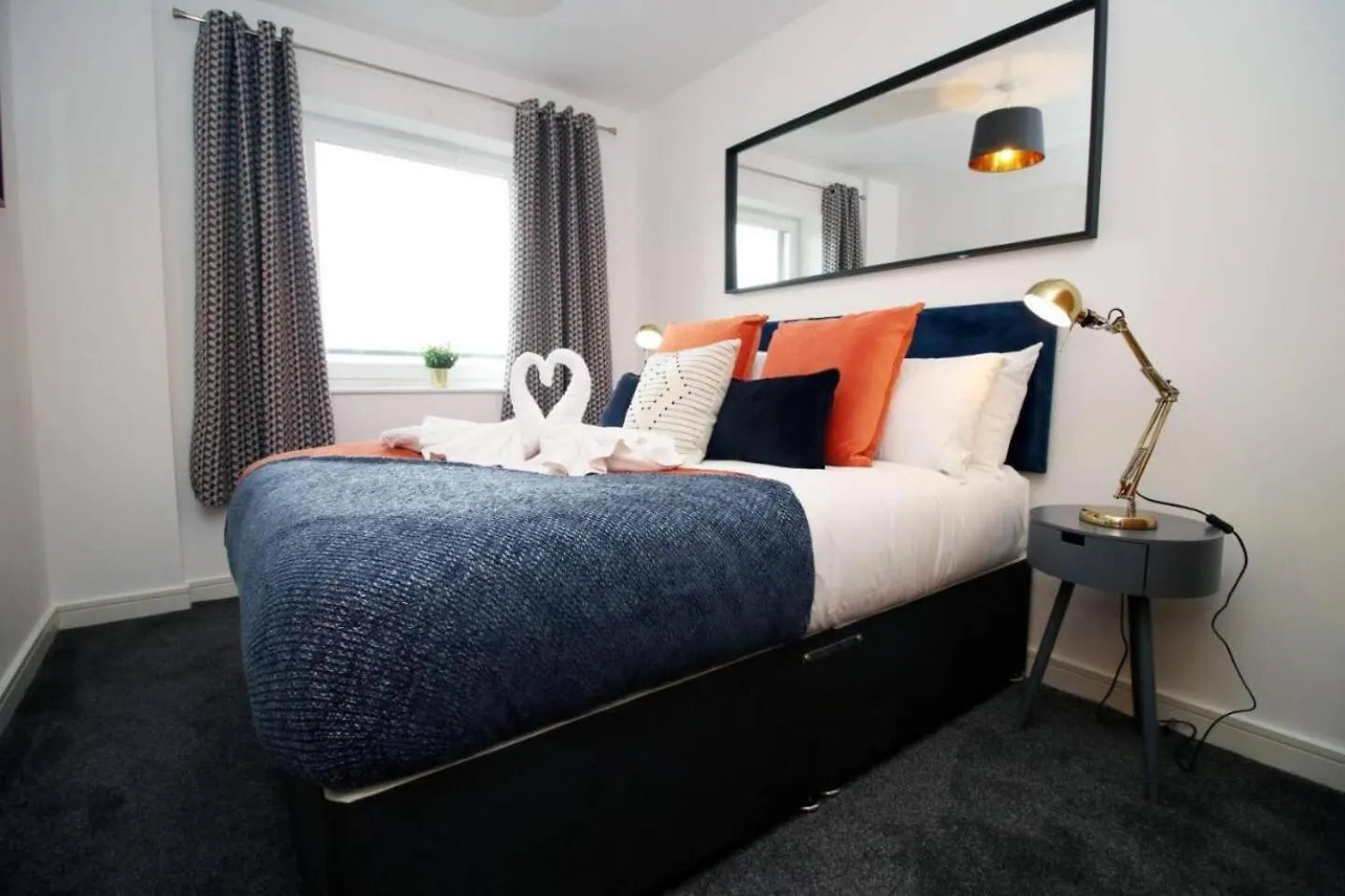 카디프 Cohost Partners | Free Parking | 2Br | Smart Tv 아파트 영국